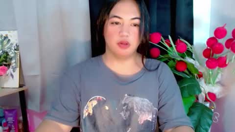 Snapshot of sugarbelle_ chatting on 12.22.25 belle online show from 12.22.25