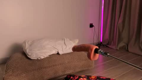 Snapshot of sugarmirie chatting on 03.08.25 mirie online show from 03.08.25