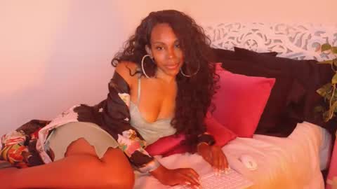 Kim Lee online show from 01.07.26