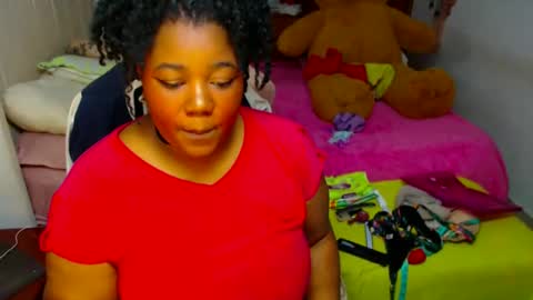 Snapshot of suggarbaby1 chatting on 12.11.24 Cami Back in 2 hours online show from 12.11.24