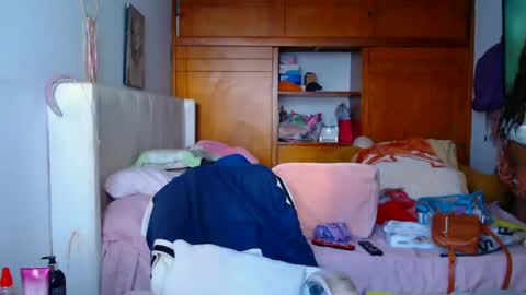 Snapshot of suggarbaby1 chatting on 01.19.25 Cami Back in 2 hours online show from 01.19.25