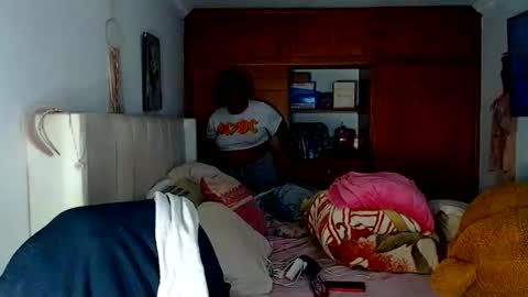 Cami   Back in 2 hours online show from 06.11.26