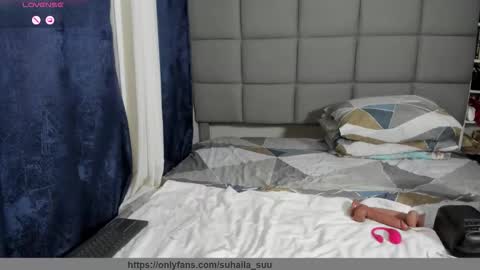 Snapshot of suhaila_suu chatting on 10.19.25 suhaila_suu online show from 10.19.25