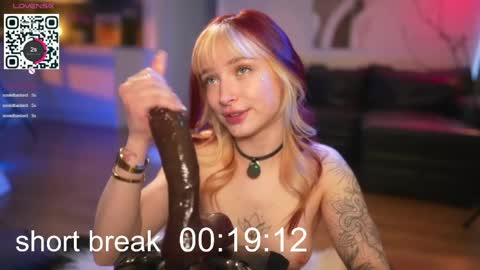 Snapshot of suk_ki chatting on 05.03.26 Lika ginger Jessy blond online show from 05.03.26
