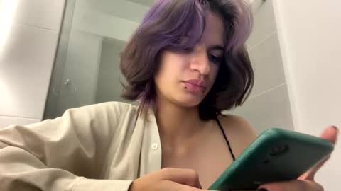 Snapshot of sukulaurens chatting on 10.03.25 Suku Ren online show from 10.03.25