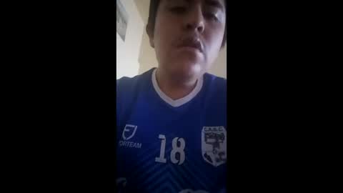 Snapshot of sumikik chatting on 12.15.25 sumikik online show from 12.15.25