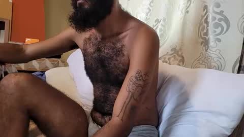 Snapshot of sumjang chatting on 11.30.25 Sumjang and Luksmen online show from 11.30.25