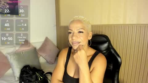 Summer online show from 10.18.25