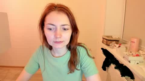 Summer Preston online show from 01.03.25