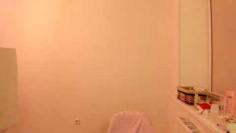 Summer Preston online show from 01.31.25