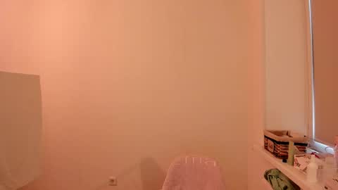 Summer Preston online show from 02.22.25