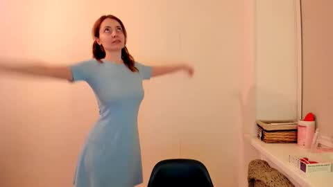 Summer Preston online show from 09.22.25