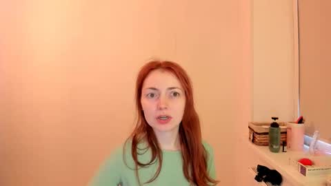 Summer Preston online show from 11.23.25