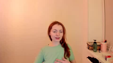 Summer Preston online show from 12.03.25