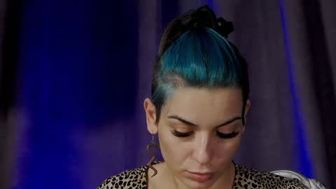 Snapshot of summer_quinn_ chatting on 12.31.24 Deea online show from 12.31.24