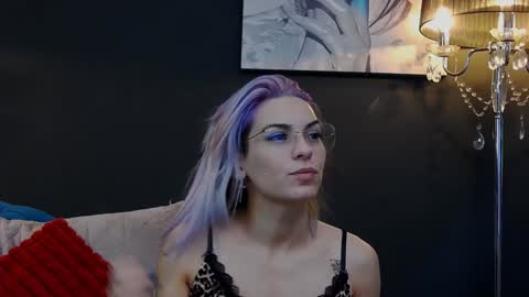 Snapshot of summer_quinn_ chatting on 02.04.25 Deea online show from 02.04.25