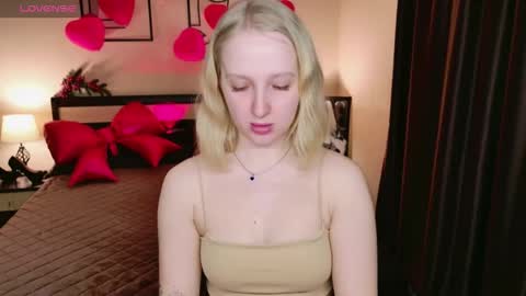 Snapshot of summerjem chatting on 02.19.26 summerjem online show from 02.19.26