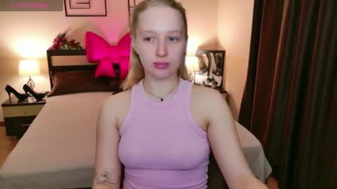 Snapshot of summerjem chatting on 03.23.26 summerjem online show from 03.23.26