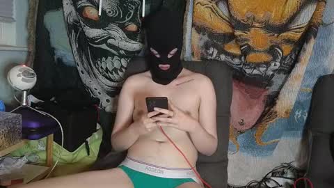 Snapshot of summerwing chatting on 11.26.25 Ryder K online show from 11.26.25