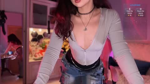 Miss Nelly online show from 01.08.25