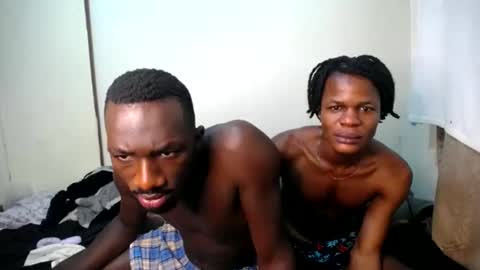 Snapshot of sunboyz20 chatting on 12.22.24 Danie Pius online show from 12.22.24