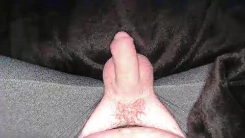 Snapshot of sundicksun chatting on 02.13.25 s online show from 02.13.25