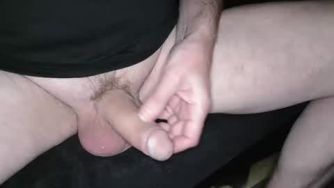 Snapshot of sundicksun chatting on 10.13.25 s online show from 10.13.25