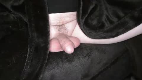 Snapshot of sundicksun chatting on 10.25.25 s online show from 10.25.25