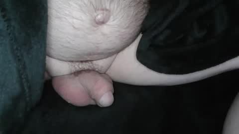 Snapshot of sundicksun chatting on 10.31.25 s online show from 10.31.25