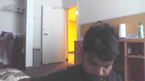 Snapshot of sundoog chatting on 09.28.25 Sundoog online show from 09.28.25