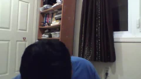 Snapshot of sundoog chatting on 12.16.25 Sundoog online show from 12.16.25