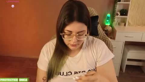 Tina. Im topless model  online show from 04.28.26