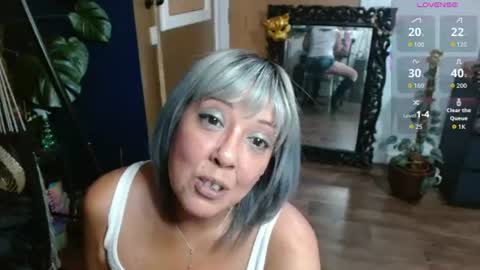 Sunni Knight online show from 06.17.26