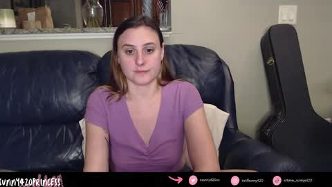 Snapshot of sunny420princess chatting on 12.19.24 Sunny420 online show from 12.19.24