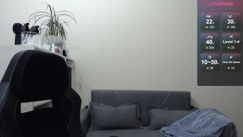 Naomi online show from 01.10.25