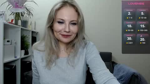 Naomi online show from 03.08.25