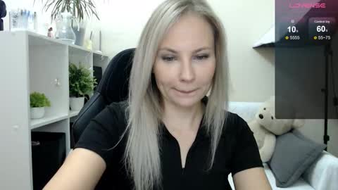 Naomi online show from 10.20.25