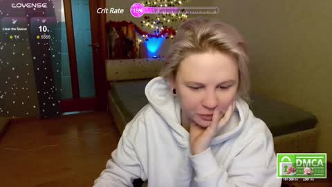 Snapshot of sunny_mood chatting on 12.26.24 sunny mood online show from 12.26.24