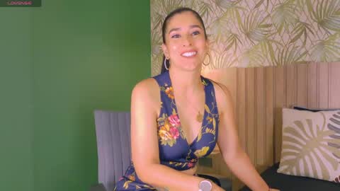 Sunny River online show from 04.24.26