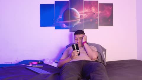 Snapshot of sunnyandevan chatting on 12.17.25 Christian Vanessa online show from 12.17.25