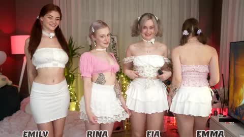 Snapshot of sunnyfia chatting on 09.27.25 Fia  -  TG -  Mia -  Alice -  online show from 09.27.25