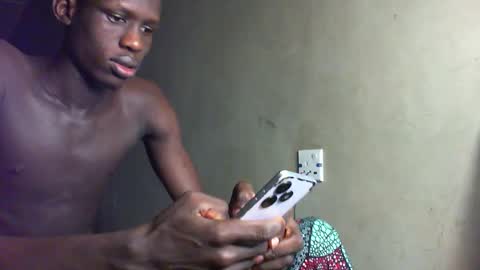 Snapshot of sunnyjohn447 chatting on 09.18.25 Sunnyblack2 online show from 09.18.25