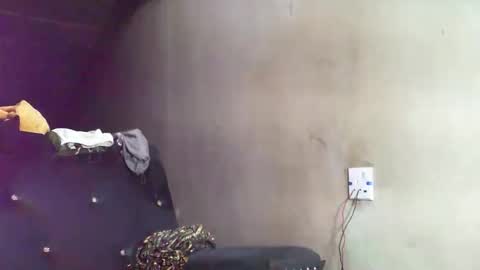 Snapshot of sunnyjohn447 chatting on 10.19.25 Sunnyblack2 online show from 10.19.25