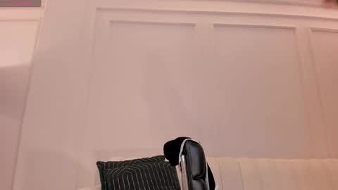 Sunny Rivers online show from 01.24.25