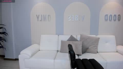 Sunny Rivers online show from 02.07.25