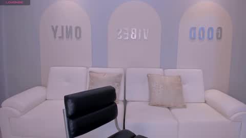 Sunny Rivers online show from 10.24.25