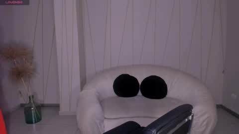 Sunny Rivers online show from 10.27.25