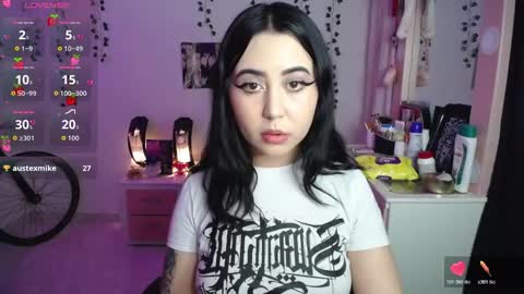 Snapshot of sunset_pienk chatting on 01.09.26 Sunset online show from 01.09.26