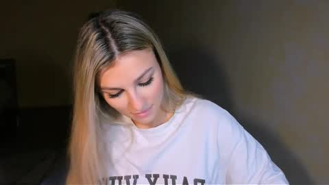 sunsetwithava online show from 03.02.26