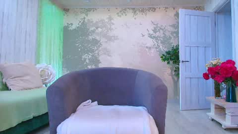 Eva  online show from 06.15.26